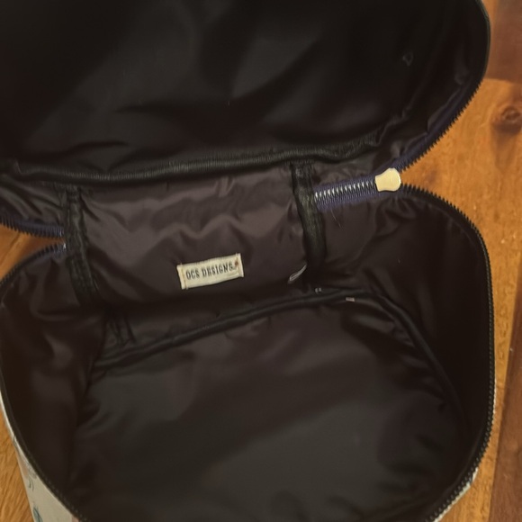 OCS Designs Pastel Bug Makeup bag NWOT - Picture 4 of 4